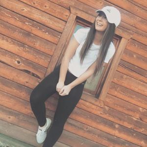 Meet your Posher, Riley